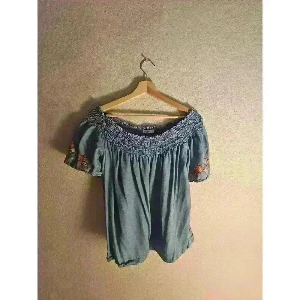 Off shoulder denim embroidered blouse